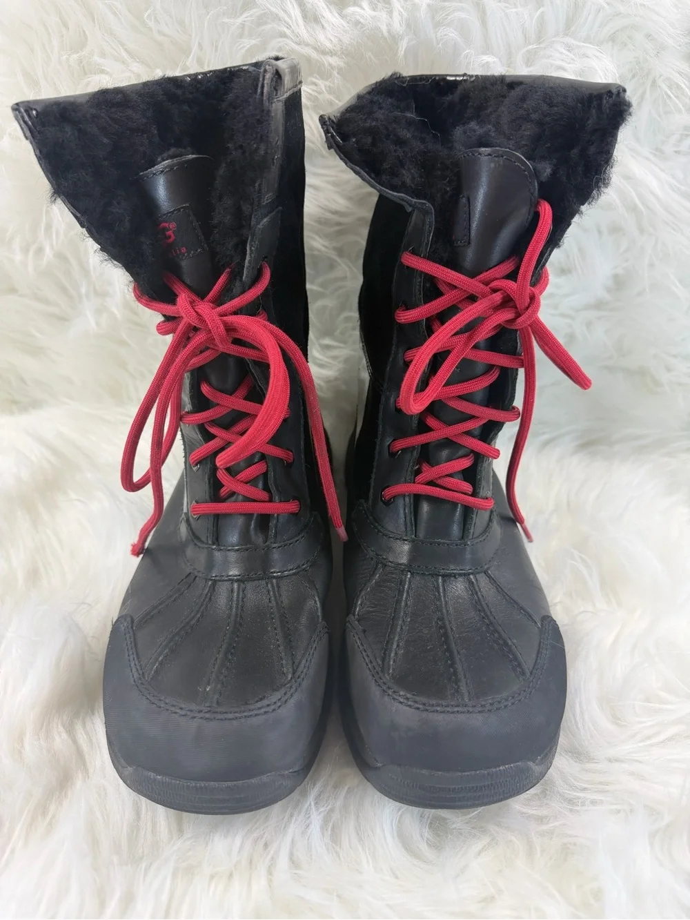 UGG Butte Waterproof Leather Winter Snow Boots Men’s 8 Women’s 9.5 Unisex